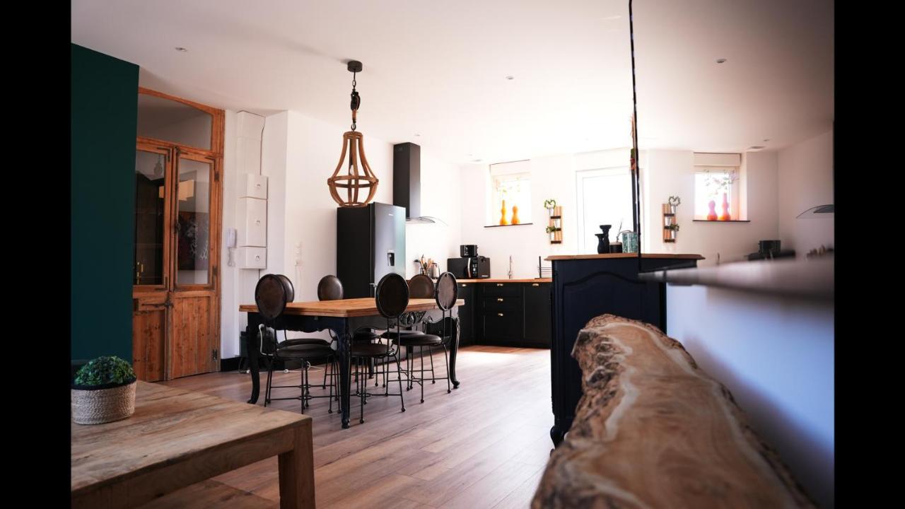 Les Charmes De Liege Apartment Valenciennes Exterior photo